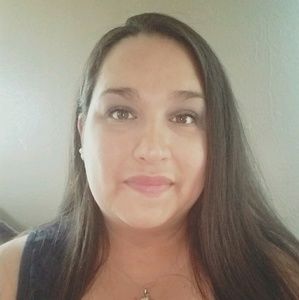 Meet your Posher, Adonica